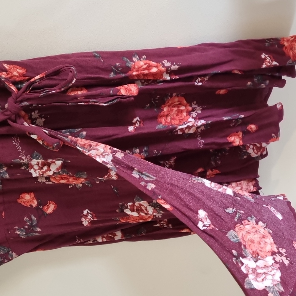 Maroon floral dress - Picture 4 of 6